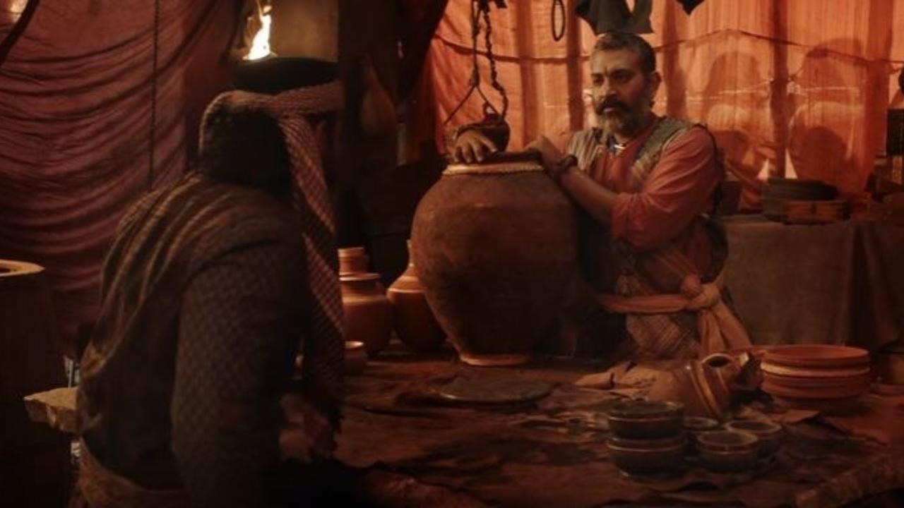 SS Rajamouli in Bahubali
SS Rajamouli made a special appearance for a couple of seconds in his blockbuster directorial, Bahubali, in 2015. He featured in the sequence before the song, Manohari